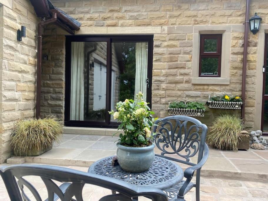 Beautiful 1 Bedroom Holiday Home In Lancaster Dış mekan fotoğraf